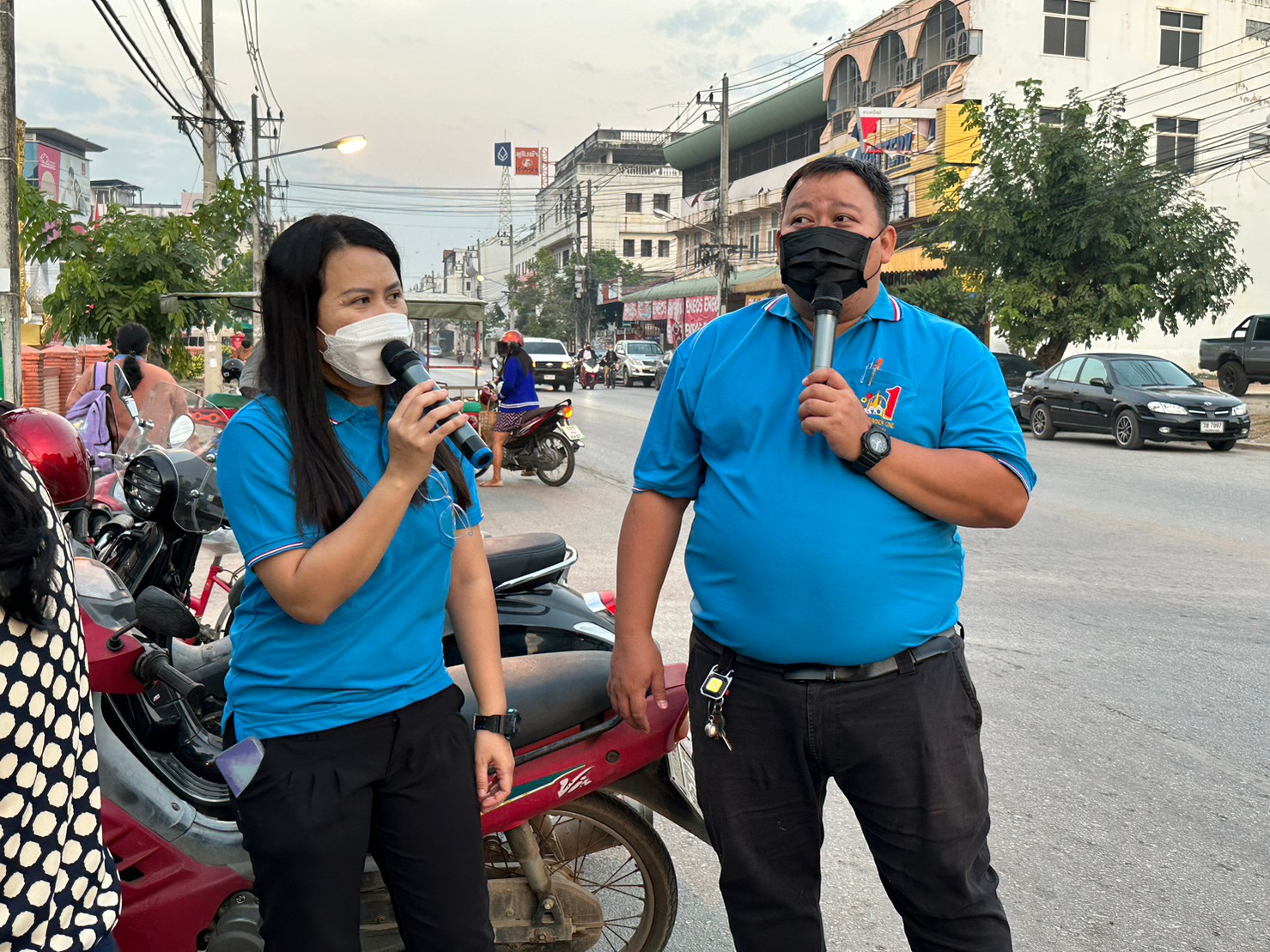 title - ส.ป.ก.สุโขทัย ร่วมใจส่งสุขปีใหม่ มอบให้ประชาชน